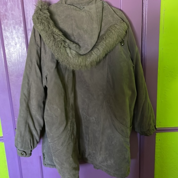 St. John’s Bay Coat - Picture 2 of 3